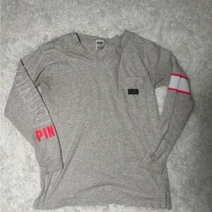 PINK Victoria's Secret Light Gray V-Neck Top
